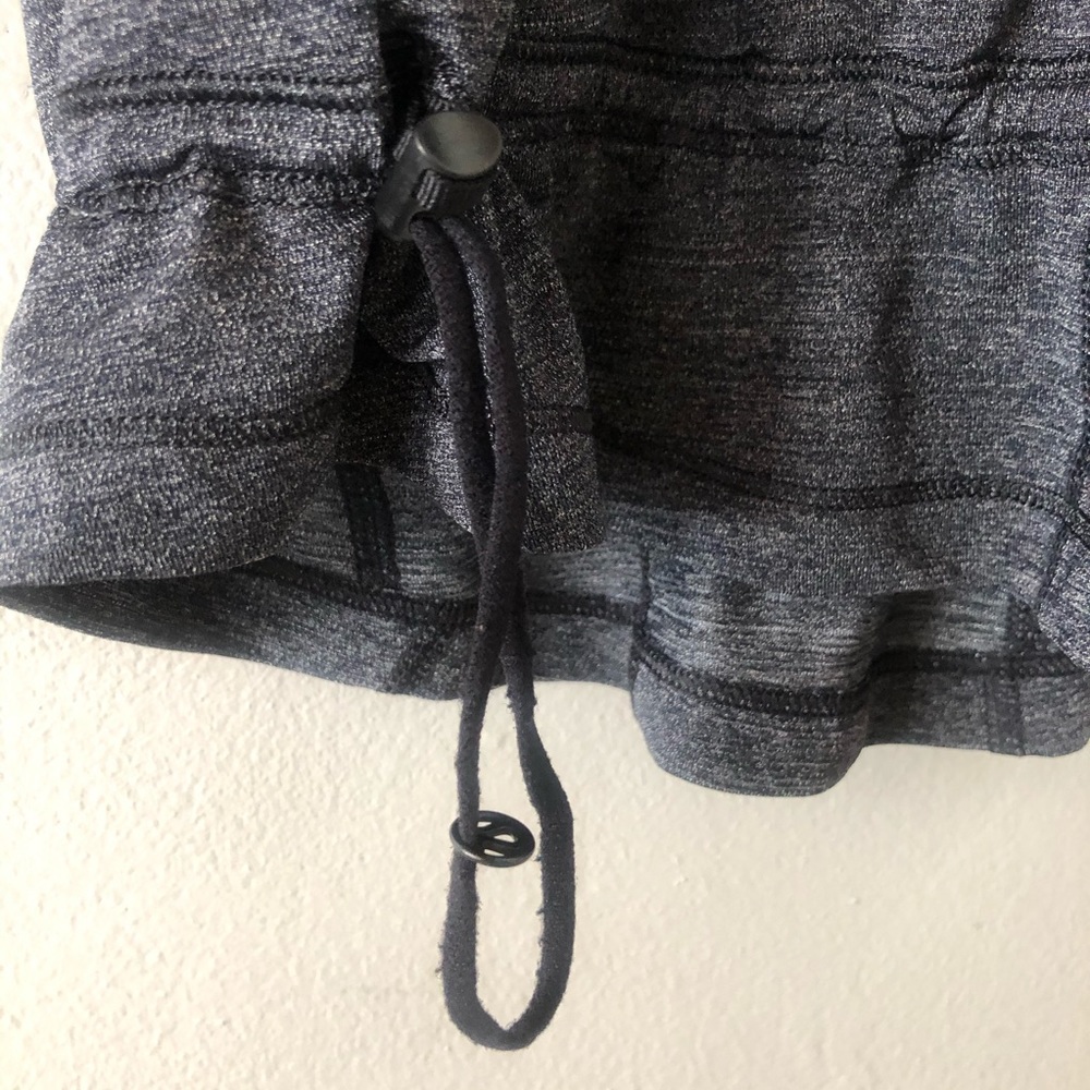 Lululemon tank - Picture 6 of 7